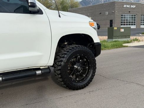 Used 2014 Toyota Tundra Limited w/ TRD Off Road Package AWD/4WD image 4