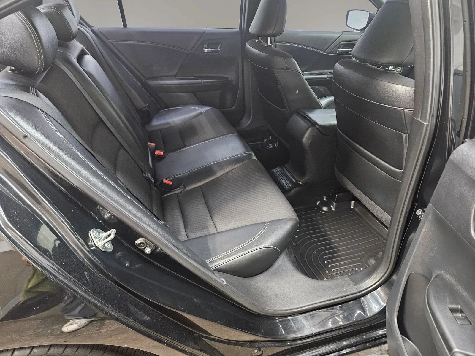 Used 2016 Honda Accord Sport image 14