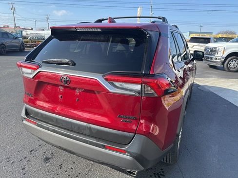 Used 2019 Toyota RAV4 Limited image 16