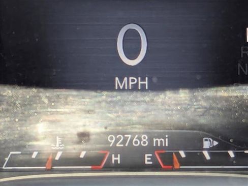 Used 2019 Jeep Cherokee Trailhawk AWD/4WD image 10