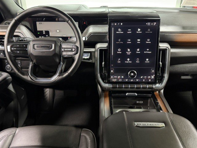 Certified 2025 GMC Yukon Denali AWD/4WD image 9
