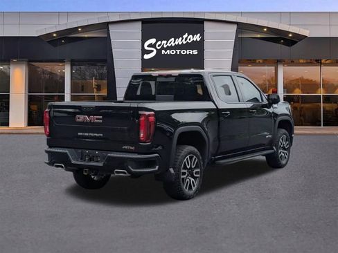 Used 2024 GMC Sierra 1500 AT4 w/ Technology Package AWD/4WD image 5