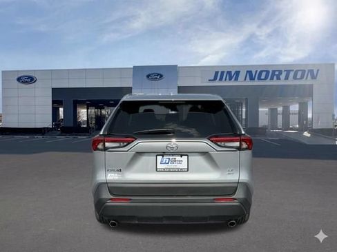 Used 2025 Toyota RAV4 LE AWD/4WD image 6