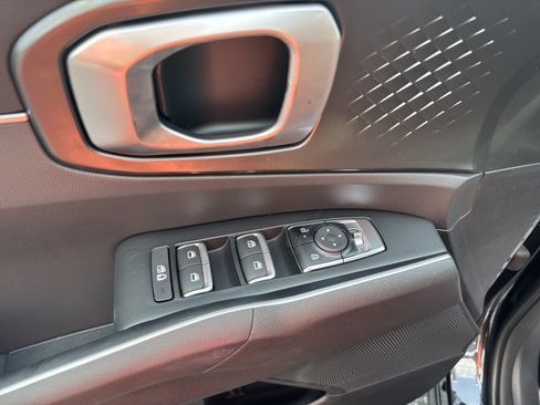 New 2026 Kia Sorento LX FWD image 9