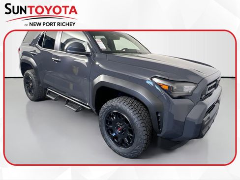 New 2026 Toyota 4Runner SR5 AWD/4WD image 1