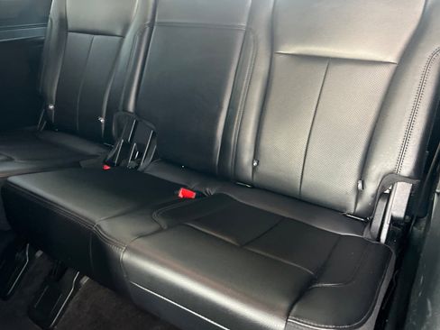 Used 2020 Ford Expedition XLT w/ Equipment Group 202A image 15