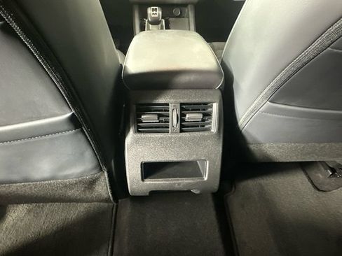 Used 2024 Mitsubishi Outlander SE AWD/4WD image 19