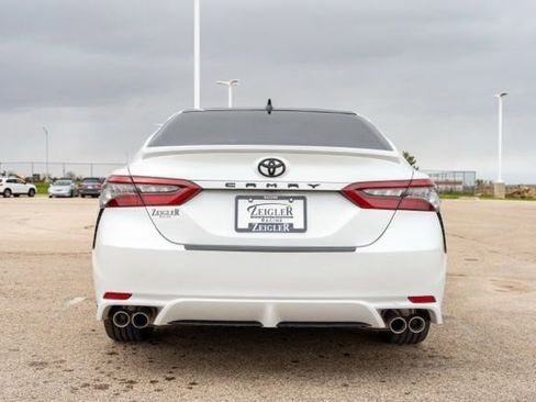 Used 2021 Toyota Camry XSE w/ Blackout Package (TMS) FWD image 6
