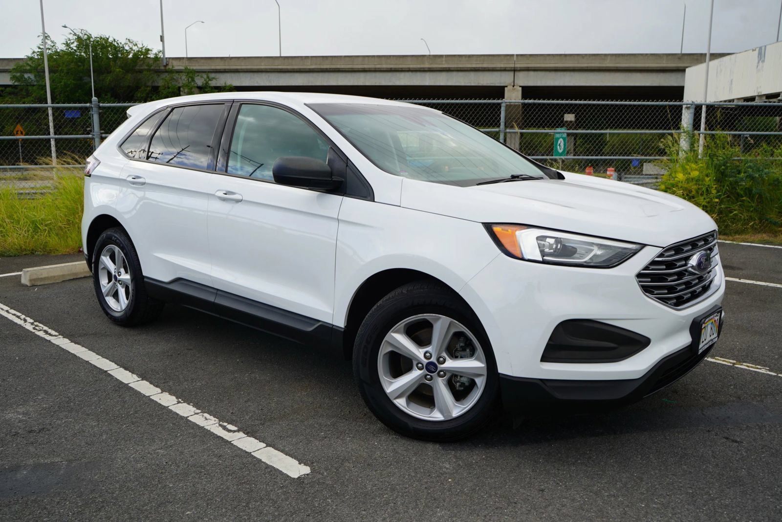 Used 2019 Ford Edge SE FWD image 5