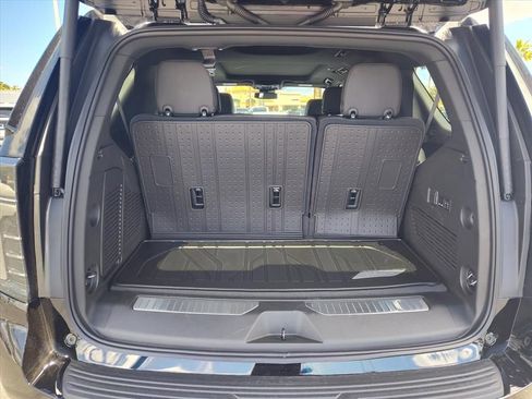 New 2026 Chevrolet Tahoe Premier RWD image 8