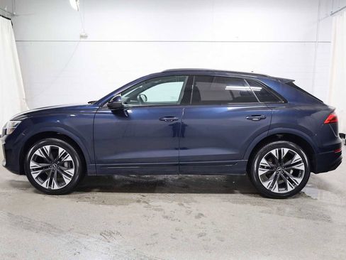 Used 2025 Audi Q8 Premium Plus w/ Premium Plus Package image 2