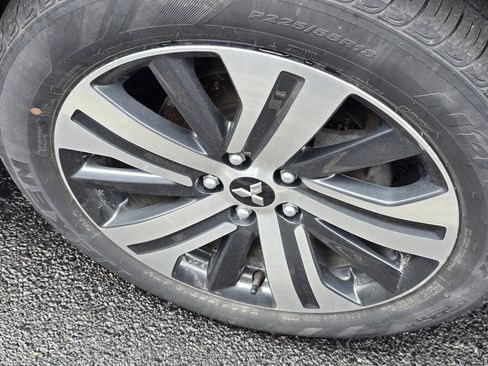 Used 2024 Mitsubishi Outlander Sport AWD image 12