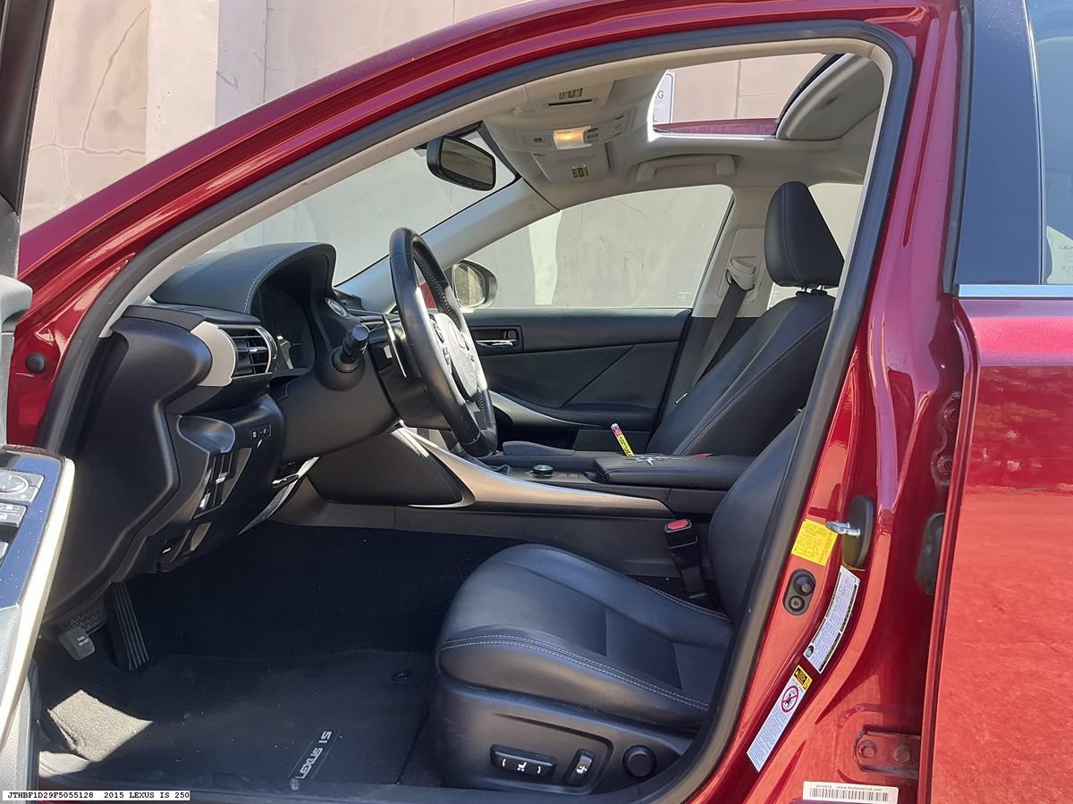 Used 2015 Lexus IS 250 w/ Navigation System Package RWD image 8