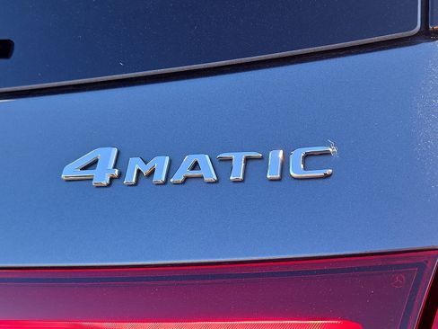 Used 2024 Mercedes-Benz GLE 350 4MATIC w/ AMG Line Exterior image 32