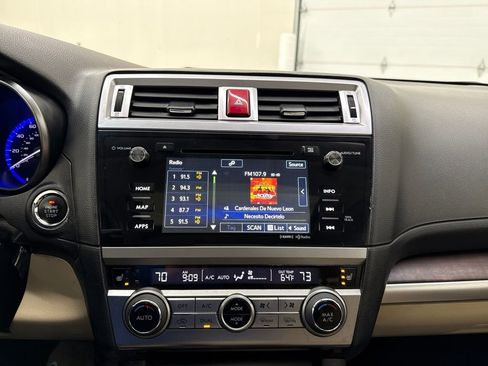 Used 2017 Subaru Outback 2.5i Limited image 17