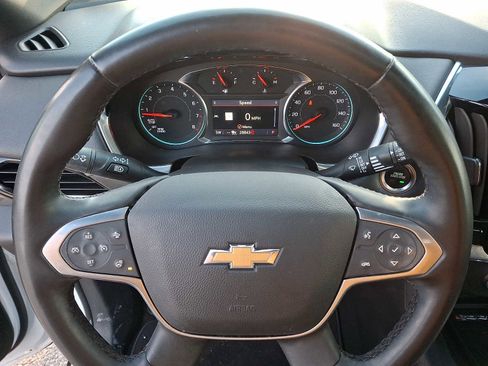 Used 2023 Chevrolet Traverse LT w/ LT Premium Package image 21