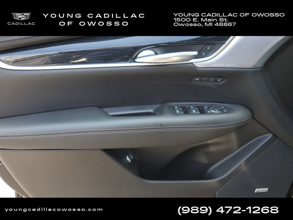 Certified 2024 Cadillac XT5 Premium Luxury w/ LPO, Floor Liner Package AWD/4WD image 22