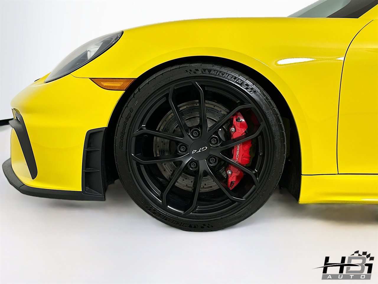 Used 2022 Porsche 718 Cayman GT4 RWD image 17