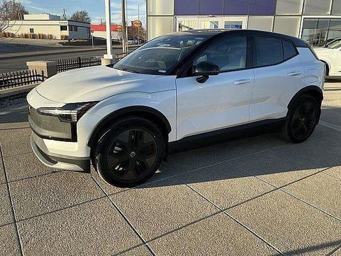New 2026 Volvo EX30 Cross Country Ultra w/ Protection Package Premier AWD/4WD image 11