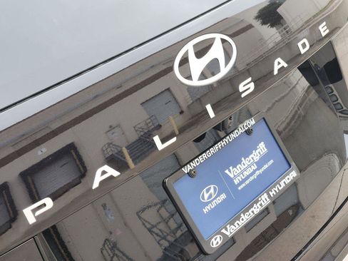 New 2026 Hyundai Palisade SEL Premium FWD image 8