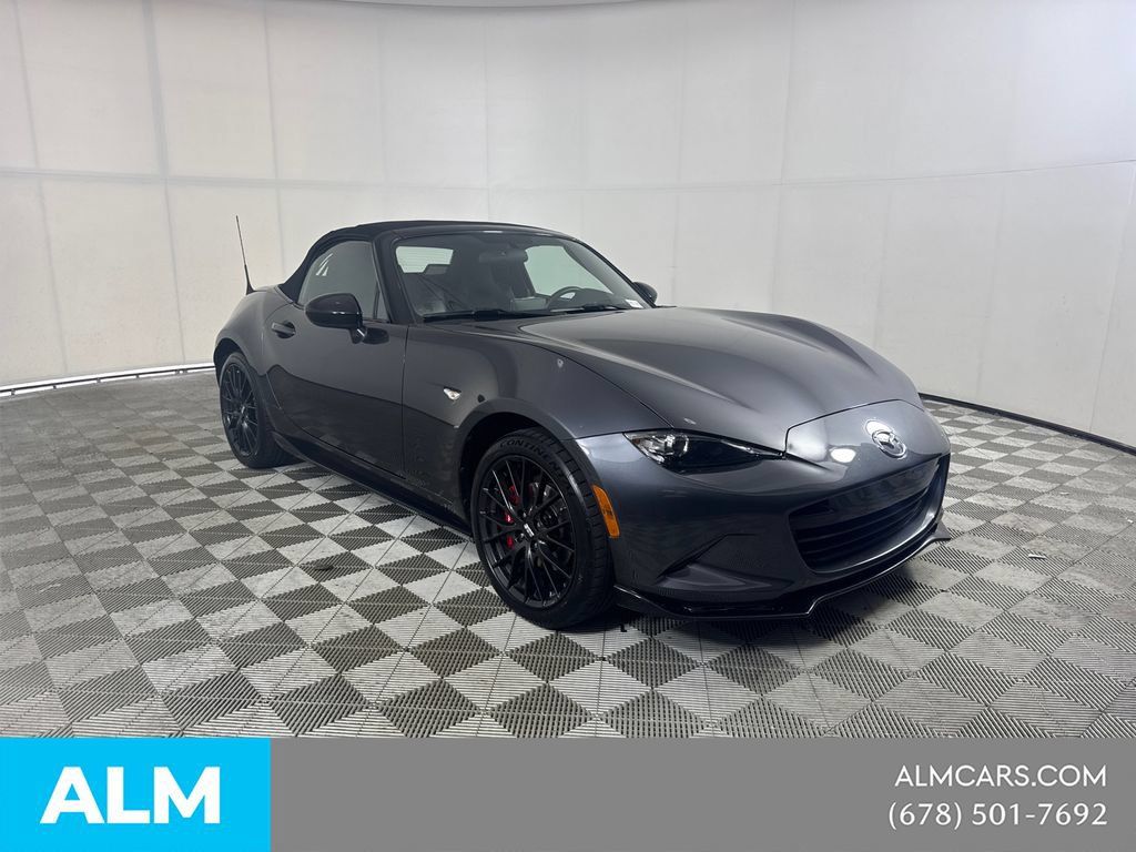 Used 2017 MAZDA MX-5 Miata Club w/ Brembo/BBS Package RWD image 3
