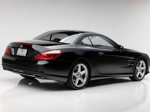 Used 2014 Mercedes-Benz SL 550 image 27