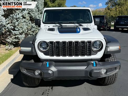 Used 2024 Jeep Wrangler Unlimited Rubicon 4xe image 2