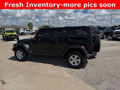 Used 2022 Jeep Wrangler Unlimited Sport image 5