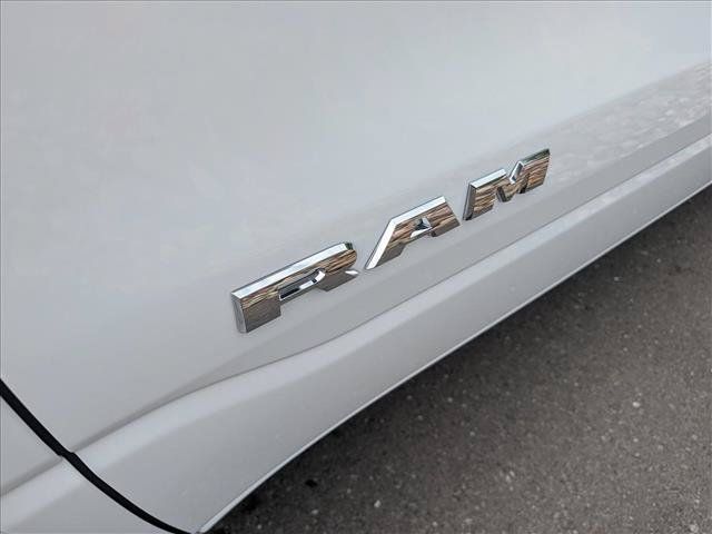 Used 2026 RAM 1500 Laramie AWD/4WD image 10