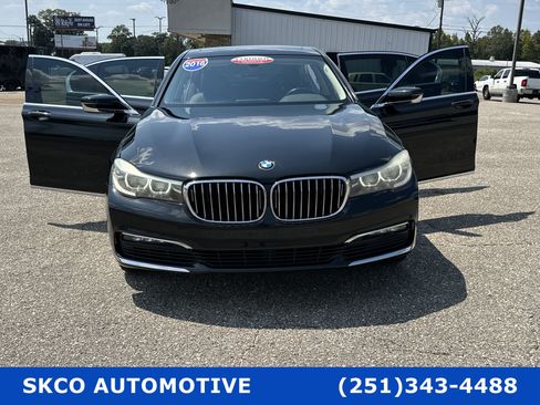 Used 2016 BMW 740i image 35