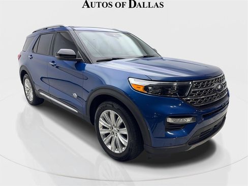 Used 2021 Ford Explorer King Ranch w/ Premium Technology Package image 4