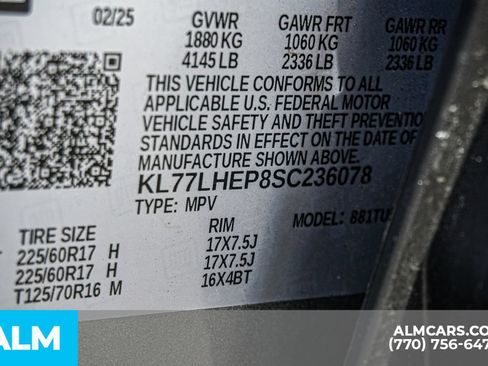 Used 2025 Chevrolet Trax LT w/ LT Convenience Package FWD image 62