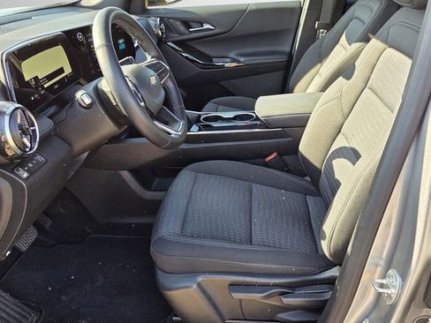 Certified 2025 Chevrolet Equinox LT image 7