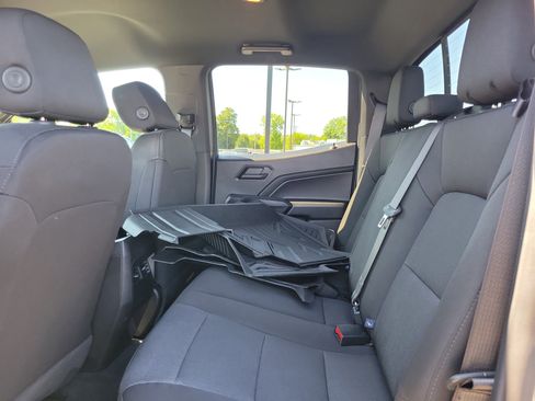 Used 2025 Chevrolet Colorado W/T w/ WT Custom Package RWD image 11