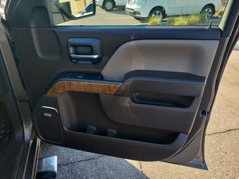 Used 2014 GMC Sierra 1500 SLT w/ SLT Crew Cab Value Package image 40