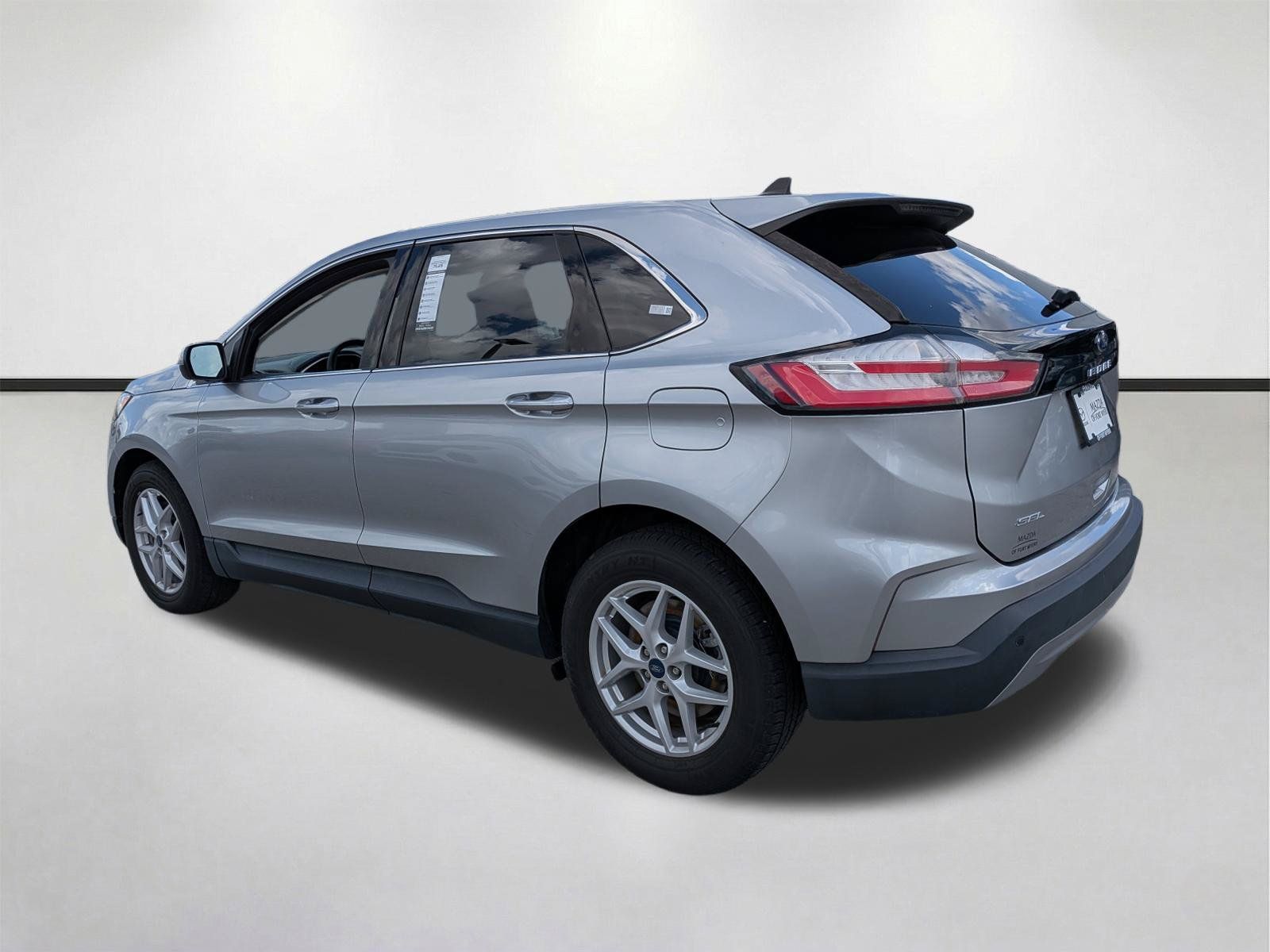 Used 2021 Ford Edge SEL AWD/4WD image 6