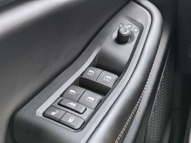 New 2027 Jeep Grand Cherokee Laredo X RWD image 27
