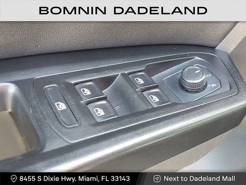 Used 2021 Volkswagen Atlas SE w/ Panoramic Sunroof Package image 17