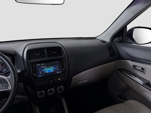 Used 2018 Mitsubishi Outlander Sport ES FWD image 22