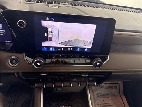 Used 2023 Chevrolet Colorado ZR2 w/ ZR2 Convenience Package III image 24