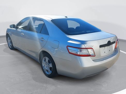 Used 2011 Toyota Camry BASE image 7