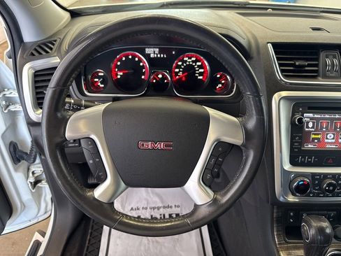 Used 2014 GMC Acadia SLT image 18