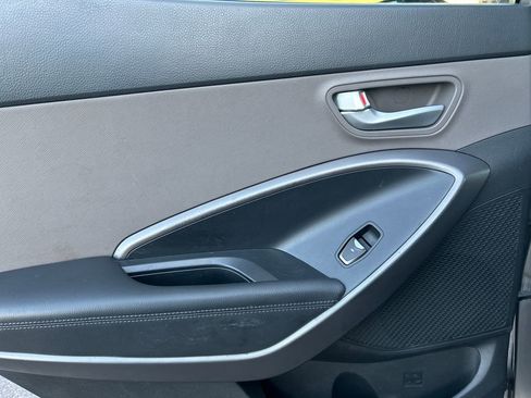 Used 2013 Hyundai Santa Fe Sport image 20