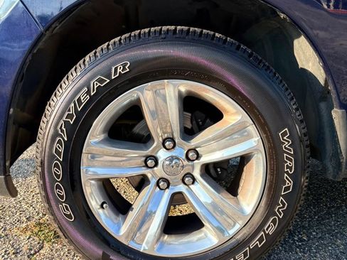 Used 2017 RAM 1500 Sport RWD image 17