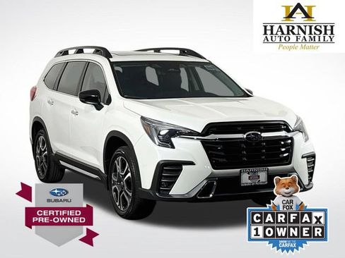 Used 2025 Subaru Ascent Touring AWD/4WD image 1