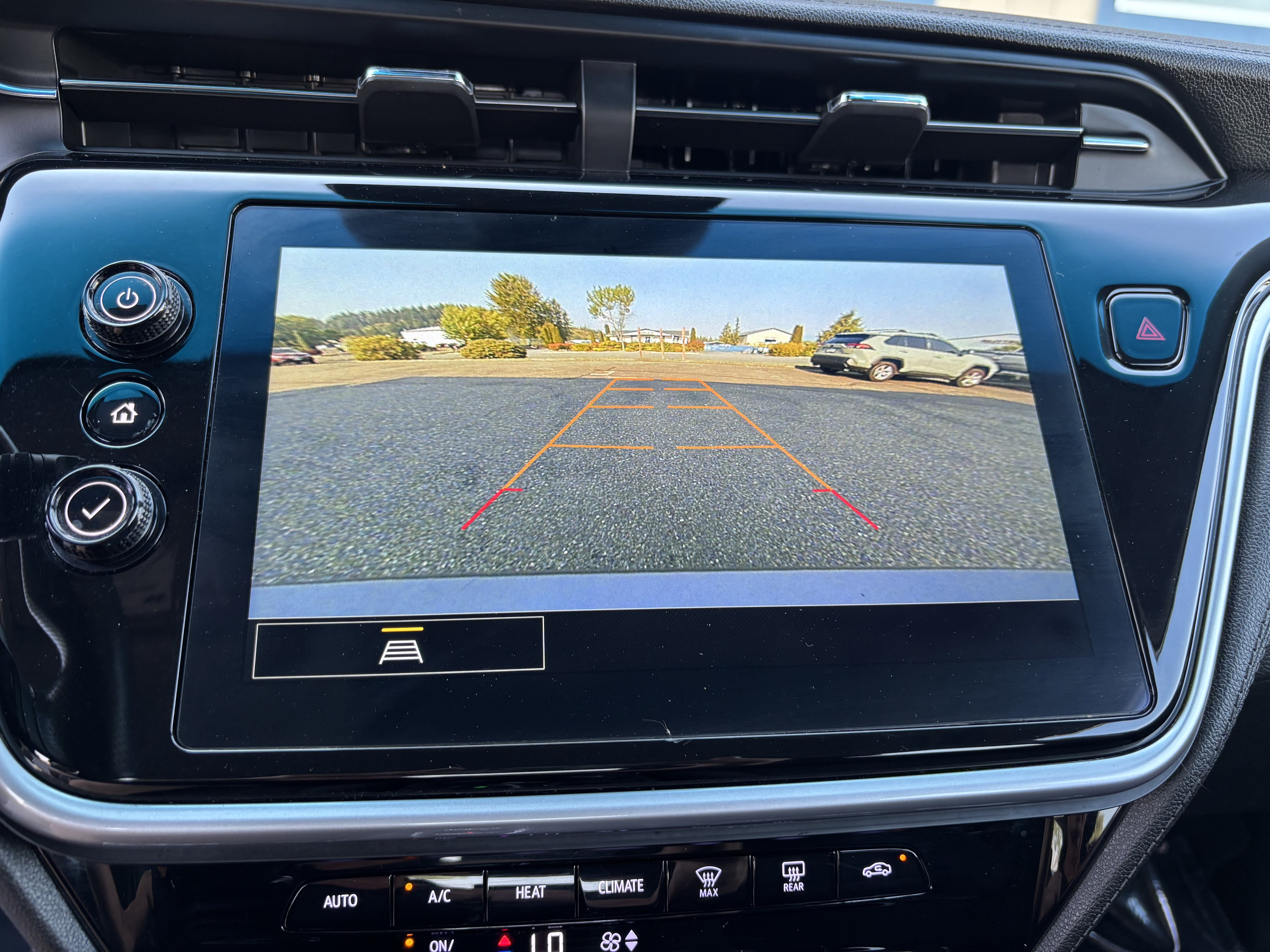 Used 2023 Chevrolet Bolt LT FWD image 29