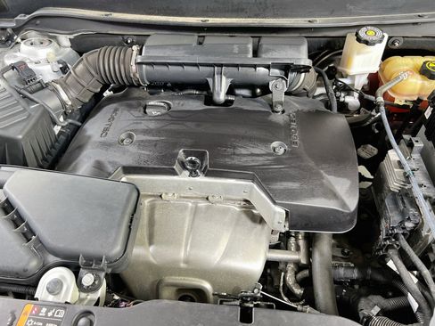 Used 2019 Buick Envision Essence AWD/4WD image 30