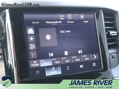 Used 2025 RAM 1500 Big Horn AWD/4WD image 33