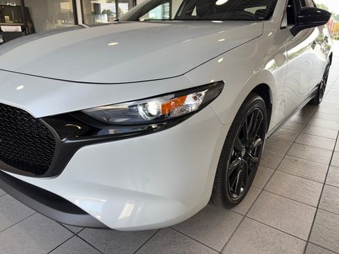 Certified 2026 MAZDA MAZDA3 s Sport FWD image 26