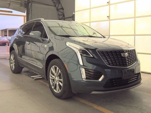 Used 2021 Cadillac XT5 Premium Luxury w/ LPO, Floor Liner Package FWD image 2